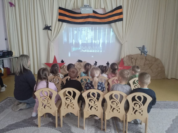 Знакомство с профессией "Логопед" Знакомство с профессией "Логопед".